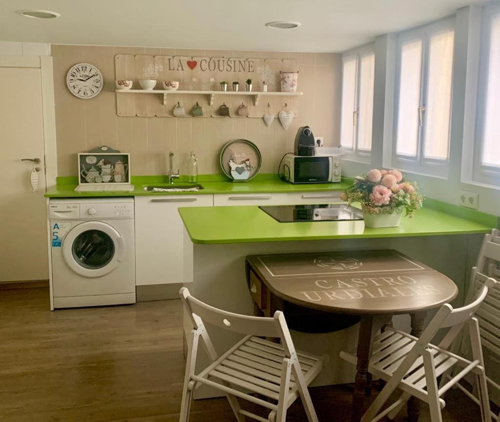 Precioso Apartamento Castro Urdiales Luaran gambar
